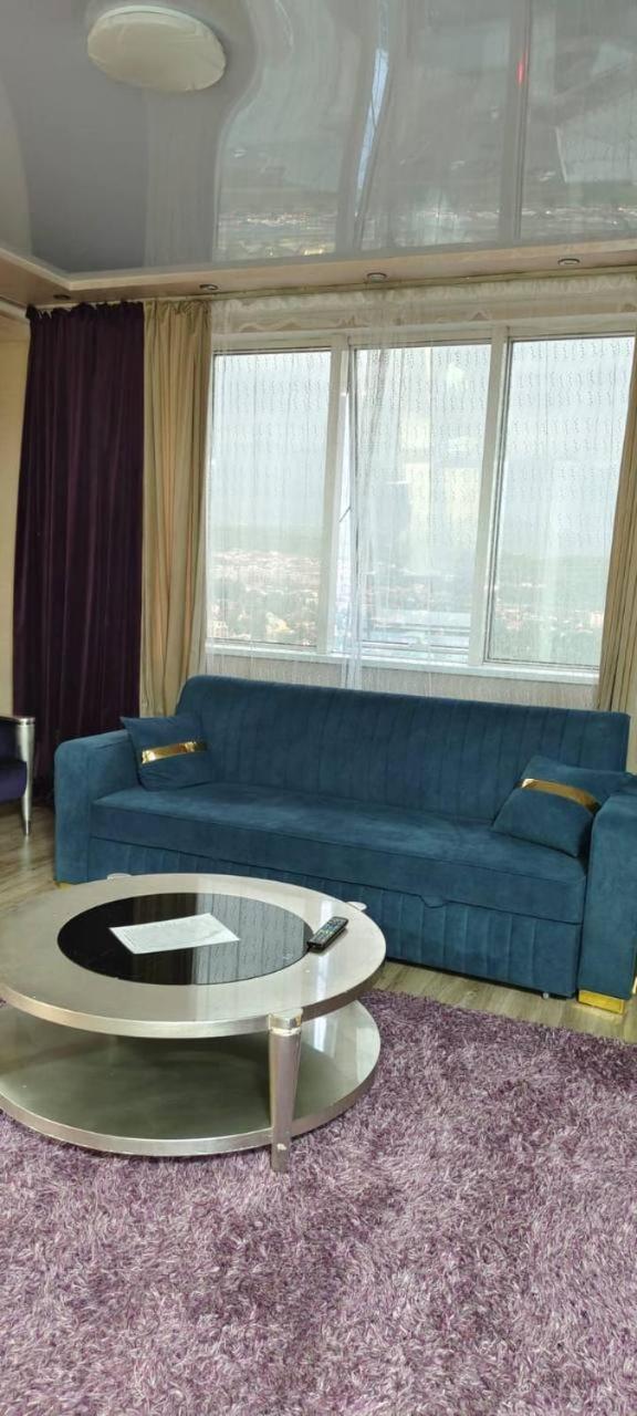 Nurly Tau 2Room Apartments Almaty Eksteriør billede