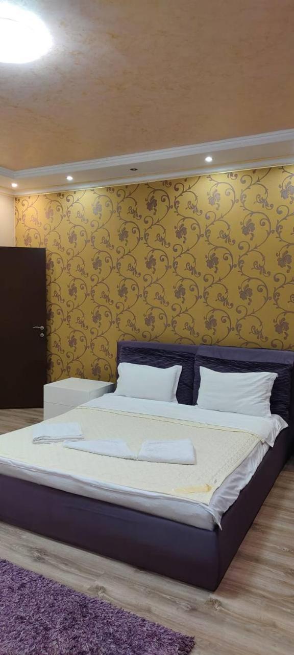 Nurly Tau 2Room Apartments Almaty Eksteriør billede